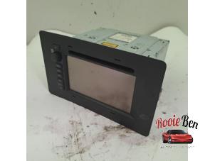 Gebruikte Radio Saab 9-5 Estate (YS3E) 1.9 TiD 16V Prijs € 25,00 Margeregeling aangeboden door Rooie Ben autodemontage