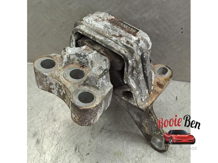 Gebruikte Motorsteun Alfa Romeo Giulietta (940) 1.4 TB 16V Prijs € 25,00 Margeregeling aangeboden door Rooie Ben autodemontage
