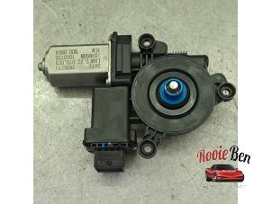 Gebruikte Motor electrisch raam Alfa Romeo Giulietta (940) 1.4 TB 16V Prijs € 14,00 Margeregeling aangeboden door Rooie Ben autodemontage