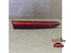 Gebruikte Achterklep reflector links Volkswagen ID.3 (E11/E12) First, Life, Pro 58 kWh Prijs op aanvraag aangeboden door Rooie Ben autodemontage