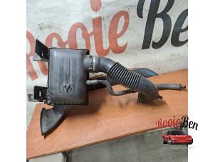 Gebruikte Luchtfilterhuis Dodge 1500 Crew Cab (DS) 5.7 Hemi V8 4x4 Prijs op aanvraag aangeboden door Rooie Ben autodemontage