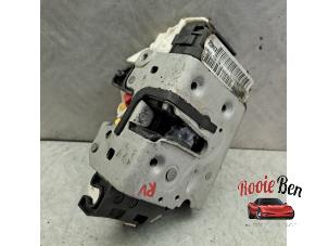 Gebruikte Deurslot Mechaniek 4Deurs rechts-voor Jeep Patriot (MK74) 2.4 16V 4x4 Eco + Prijs € 50,00 Margeregeling aangeboden door Rooie Ben autodemontage