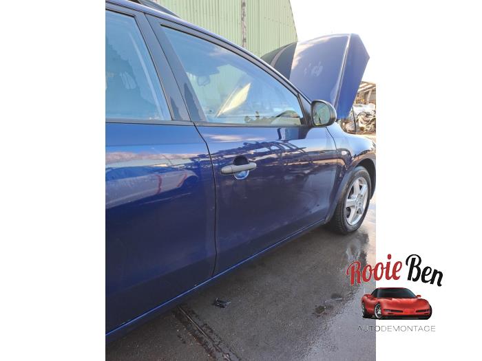Deurruit 4Deurs rechts-voor van een Hyundai i30 Crosswagon (WWH) 1.4 CVVT 16V 2009