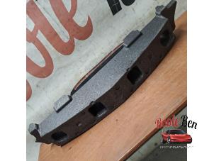 Gebruikte Bumpervulling voor Opel Mokka/Mokka X 1.4 Turbo 16V 4x2 Prijs op aanvraag aangeboden door Rooie Ben autodemontage