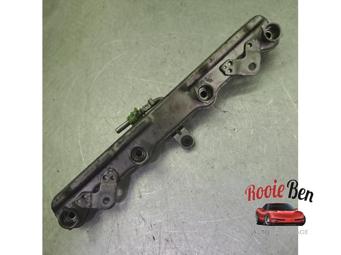 Gebruikte Galerij (Injectie) Honda CR-V (RE/RM) 2.0 16V Prijs € 10,00 Margeregeling aangeboden door Rooie Ben autodemontage