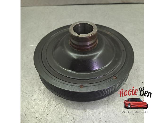 Gebruikte Krukas Poelie Mercedes E (W213) E-200 2.0 Turbo 16V Prijs € 100,00 Margeregeling aangeboden door Rooie Ben autodemontage