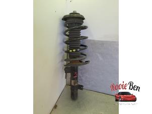 Gebruikte Mac Phersonpoot links-voor Citroen C4 Cactus (0B/0P) 1.6 Blue Hdi 100 Prijs € 50,00 Margeregeling aangeboden door Rooie Ben autodemontage