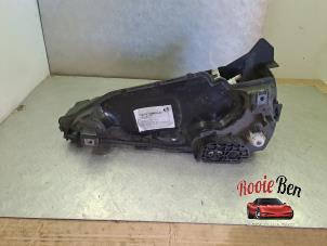 Gebruikte Roetfilter Tank Citroen C4 Cactus (0B/0P) 1.6 Blue Hdi 100 Prijs op aanvraag aangeboden door Rooie Ben autodemontage