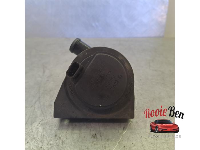 Gebruikte Waterpomp Skoda Fabia III Combi (NJ5) 1.0 TSI 12V Prijs op aanvraag aangeboden door Rooie Ben autodemontage