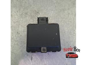 Gebruikte Sensor cruise control Skoda Fabia III Combi (NJ5) 1.0 TSI 12V Prijs op aanvraag aangeboden door Rooie Ben autodemontage