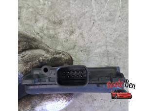 Gebruikte Radar sensor Volvo XC90 II 2.0 T8 16V Twin Engine AWD Prijs € 190,00 Margeregeling aangeboden door Rooie Ben autodemontage