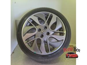 Gebruikte Velg + Band Renault Zoé (AG) R90 Prijs op aanvraag aangeboden door Rooie Ben autodemontage