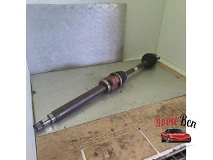 Gebruikte Homokineetas rechts-voor Ford C-Max (DXA) 1.0 Ti-VCT EcoBoost 12V 125 Prijs € 75,00 Margeregeling aangeboden door Rooie Ben autodemontage