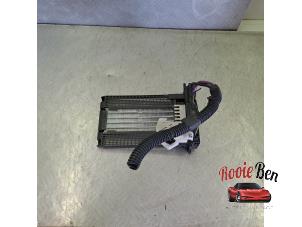 Gebruikte Element Kachelverwarming Ford C-Max (DXA) 1.0 Ti-VCT EcoBoost 12V 125 Prijs op aanvraag aangeboden door Rooie Ben autodemontage