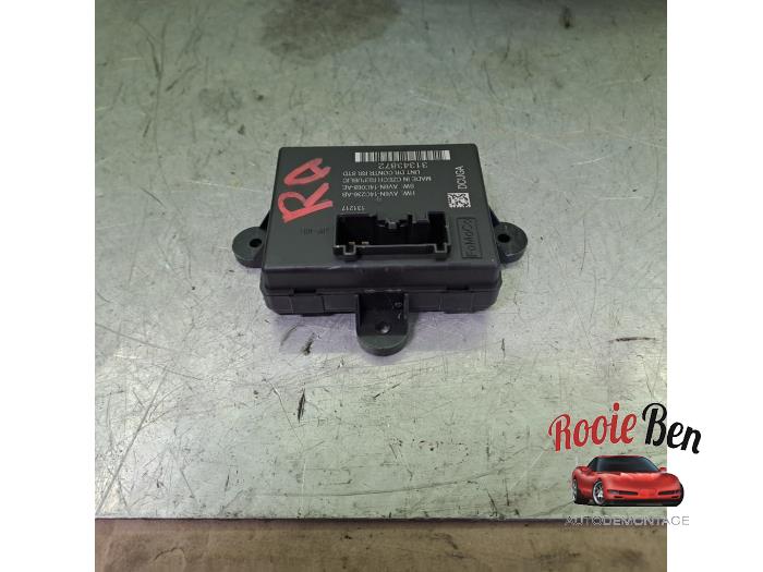 Centrale Deurvergrendelings Module van een Volvo V40 (MV) 2.0 D3 16V 2018