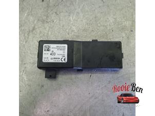 Gebruikte Deur module Opel Corsa E 1.4 16V Prijs € 50,00 Margeregeling aangeboden door Rooie Ben autodemontage