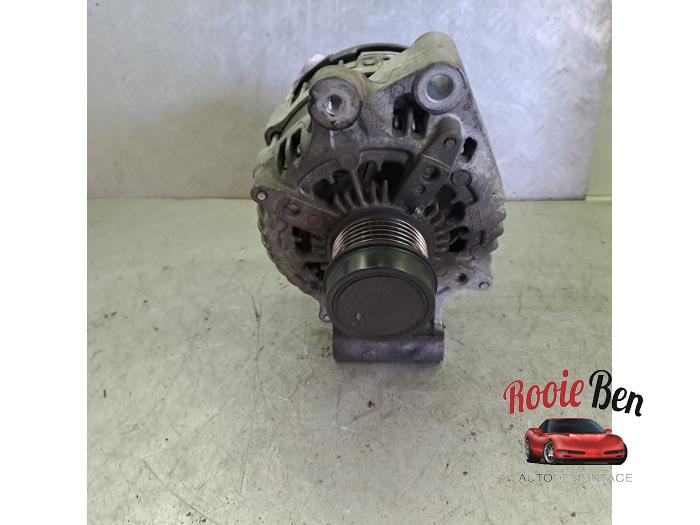 Dynamo van een Ford Mondeo V 1.5 EcoBoost 16V 2016