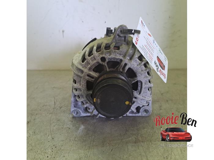 Gebruikte Dynamo Opel Astra K Sports Tourer 1.2 Turbo 12V Prijs € 100,00 Margeregeling aangeboden door Rooie Ben autodemontage