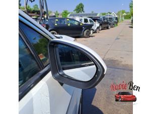 Gebruikte Buitenspiegel rechts Opel Astra K Sports Tourer 1.2 Turbo 12V Prijs € 125,00 Margeregeling aangeboden door Rooie Ben autodemontage