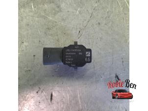 Gebruikte PDC Sensor Jaguar XF (X260) 2.0 P250 Turbo 16V Prijs € 25,00 Margeregeling aangeboden door Rooie Ben autodemontage