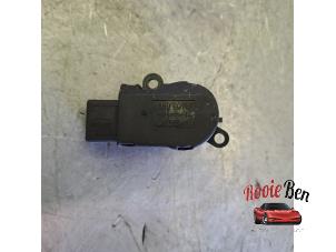 Gebruikte Sensor Temperatuur binnen Jaguar XF (X260) 2.0 P250 Turbo 16V Prijs op aanvraag aangeboden door Rooie Ben autodemontage