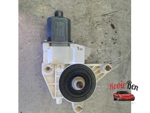 Gebruikte Motor electrisch raam Mercedes B (W246) 2.2 B-220 CDI BlueEFFICIENCY,d 16V Prijs € 25,00 Margeregeling aangeboden door Rooie Ben autodemontage