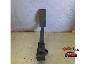Gebruikte Sensor Gaspedaalpositie Mercedes B (W246) 2.2 B-220 CDI BlueEFFICIENCY,d 16V Prijs op aanvraag aangeboden door Rooie Ben autodemontage