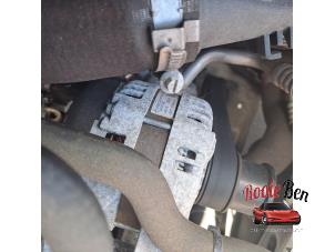 Gebruikte Dynamo Ford Fiesta 7 1.0 EcoBoost 12V Prijs op aanvraag aangeboden door Rooie Ben autodemontage