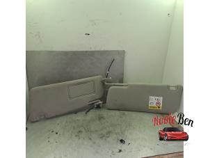 Gebruikte Zonneklep set Dodge 1500 Crew Cab (DS) 5.7 Hemi V8 4x4 Prijs op aanvraag aangeboden door Rooie Ben autodemontage