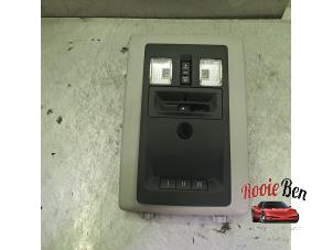 Gebruikte Binnenverlichting voor Dodge 1500 Crew Cab (DS) 5.7 Hemi V8 4x4 Prijs op aanvraag aangeboden door Rooie Ben autodemontage