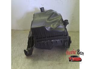 Gebruikte Luchtfilterhuis Opel Astra K Sports Tourer 1.2 Turbo 12V Prijs op aanvraag aangeboden door Rooie Ben autodemontage