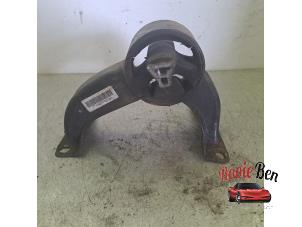 Gebruikte Motorsteun Dodge Grand Caravan 4.0 Prijs op aanvraag aangeboden door Rooie Ben autodemontage