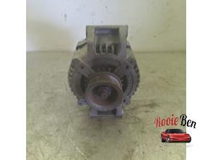 Gebruikte Dynamo Chrysler Voyager/Grand Voyager (RG/RS) 2.4 16V Prijs € 40,00 Margeregeling aangeboden door Rooie Ben autodemontage