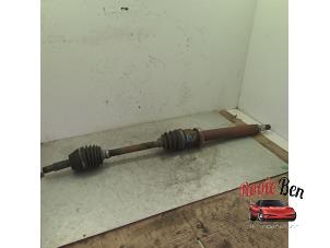 Gebruikte Homokineetas rechts-voor Ford Fiesta 6 (JA8) 1.25 16V Prijs € 45,00 Margeregeling aangeboden door Rooie Ben autodemontage