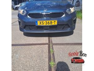 Gebruikte Voorbumper Kia Ceed Sportswagon (CDF) 1.0i T-GDi 12V Prijs op aanvraag aangeboden door Rooie Ben autodemontage