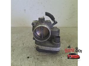 Gebruikte Gasklephuis Mini Mini Cooper S (R53) 1.6 16V Prijs € 25,00 Margeregeling aangeboden door Rooie Ben autodemontage