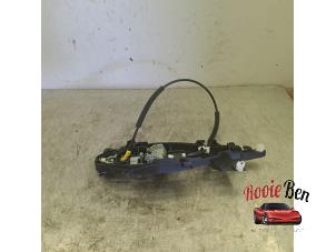 Gebruikte Deurgreep 4Deurs links-voor Opel Astra K Sports Tourer 1.2 Turbo 12V Prijs op aanvraag aangeboden door Rooie Ben autodemontage