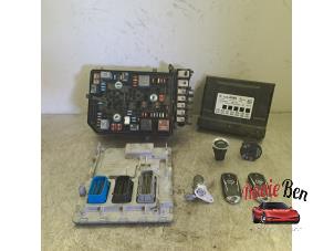 Gebruikte Contactslot + computer Opel Astra K Sports Tourer 1.2 Turbo 12V Prijs op aanvraag aangeboden door Rooie Ben autodemontage