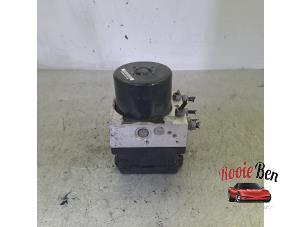 Gebruikte ABS Pomp Volkswagen Caddy III (2KA,2KH,2CA,2CH) 1.6 TDI 16V Prijs op aanvraag aangeboden door Rooie Ben autodemontage