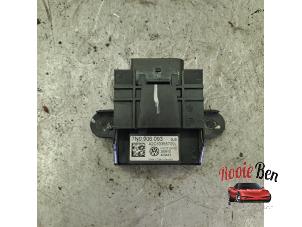 Gebruikte Brandstofpomp module Volkswagen Sharan (7N) 2.0 TDI 16V Prijs op aanvraag aangeboden door Rooie Ben autodemontage