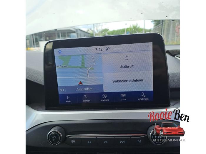 Gebruikte Display Multi Media regelunit Ford Focus 4 Wagon 1.0 Ti-VCT EcoBoost 12V 125 Prijs op aanvraag aangeboden door Rooie Ben autodemontage