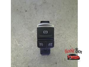 Gebruikte Schakelaar handrem Renault Talisman Estate (RFDK) 1.5 dCi 110 Prijs op aanvraag aangeboden door Rooie Ben autodemontage