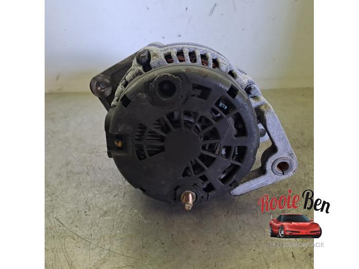 Gebruikte Dynamo Chevrolet Epica 2.5 24V Prijs € 50,00 Margeregeling aangeboden door Rooie Ben autodemontage