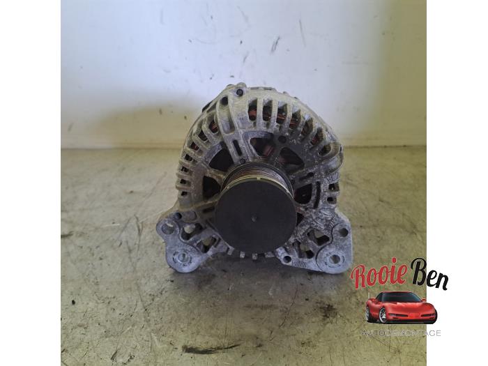 Gebruikte Dynamo Skoda Fabia II (5J) 1.2 TSI Prijs € 50,00 Margeregeling aangeboden door Rooie Ben autodemontage