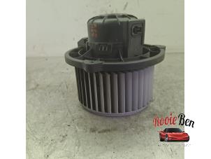 Gebruikte Aanjager Kia Rio III (UB) 1.2 CVVT 16V Prijs op aanvraag aangeboden door Rooie Ben autodemontage