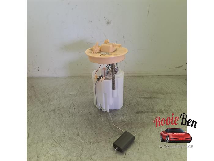Gebruikte Tank element Pomp Ford Focus 4 Wagon 1.0 Ti-VCT EcoBoost 12V 125 Prijs € 60,00 Margeregeling aangeboden door Rooie Ben autodemontage