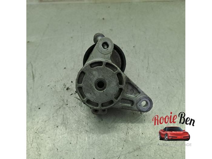 Gebruikte Spanrol Multiriem Volkswagen Passat Variant (3G5) 1.6 TDI 16V Prijs € 15,00 Margeregeling aangeboden door Rooie Ben autodemontage