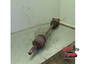 Gebruikte Steekas rechts-achter Suzuki Grand Vitara II (JT) 2.0 16V Prijs € 40,00 Margeregeling aangeboden door Rooie Ben autodemontage