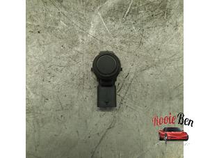 Gebruikte PDC Sensor BMW 3 serie (F30) 330e Prijs € 25,00 Margeregeling aangeboden door Rooie Ben autodemontage
