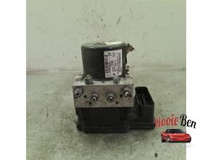 Gebruikte ABS Pomp Renault Megane III Grandtour (KZ) 2.0 16V TCe 180 Prijs op aanvraag aangeboden door Rooie Ben autodemontage